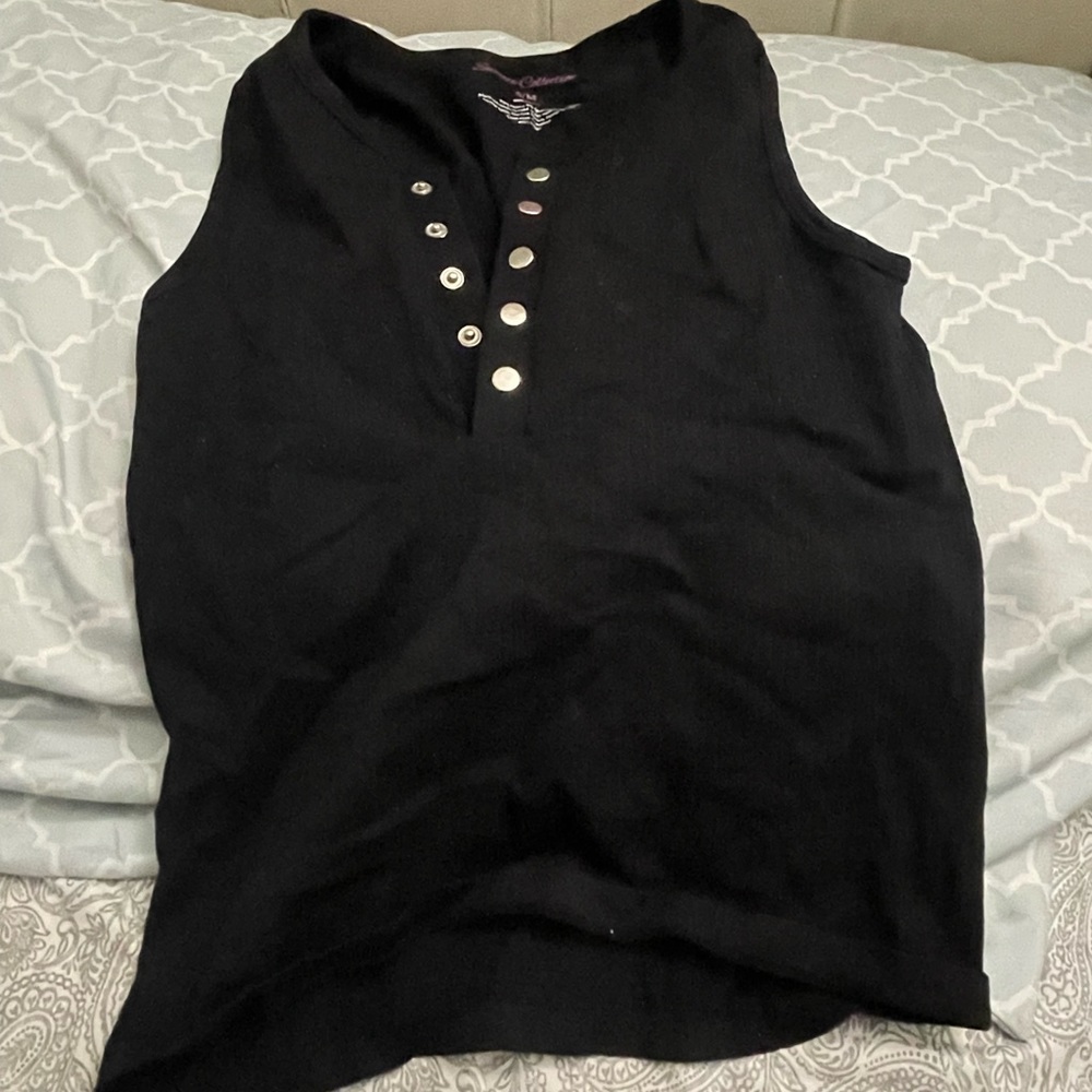 Brand is Suzette’s Collection. Color is black. Size small/medium.